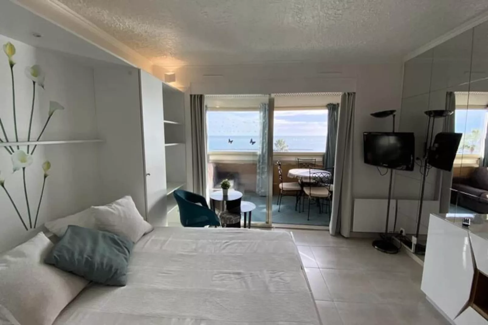 06bh - Beau Studio Face &agrave; La Mer-Image-tags.