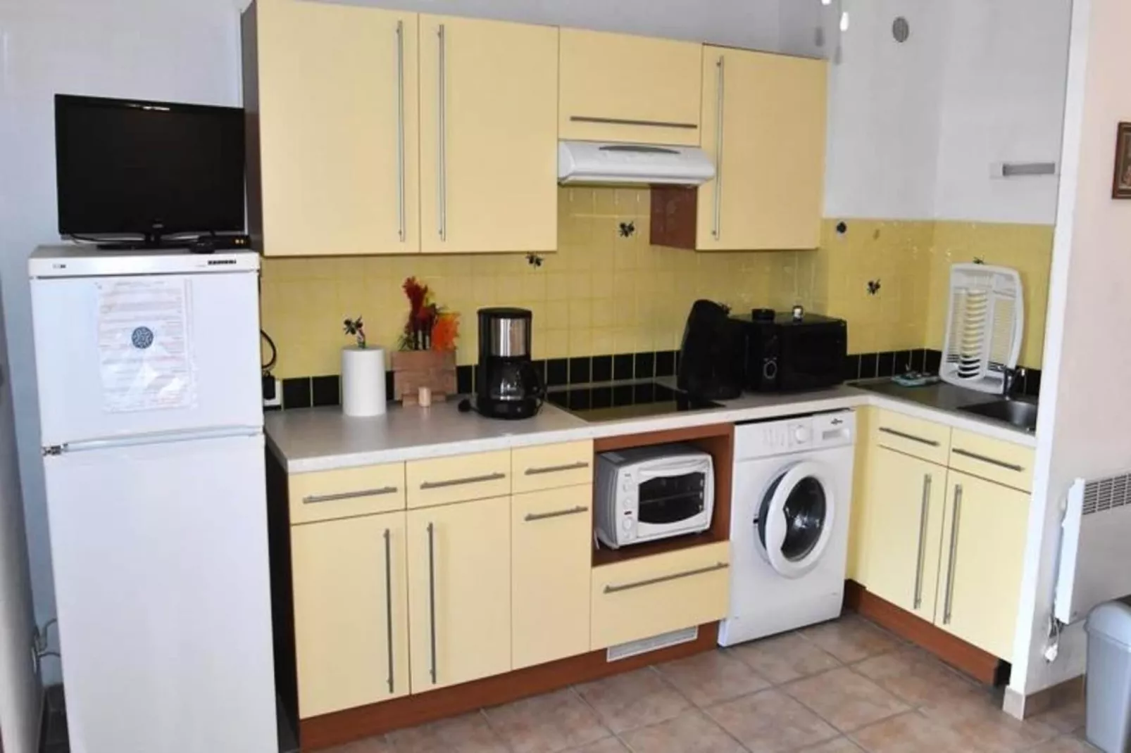 Résidence Les Portes De La Mediterranee-Außenbereich Sommer