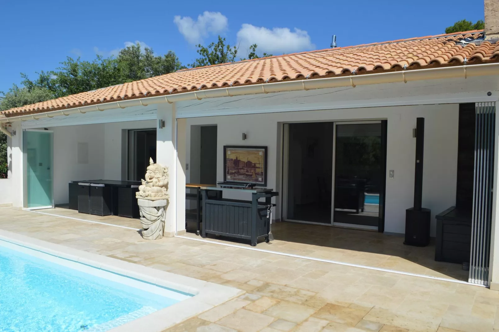 Villa Mar'inda			-Landing