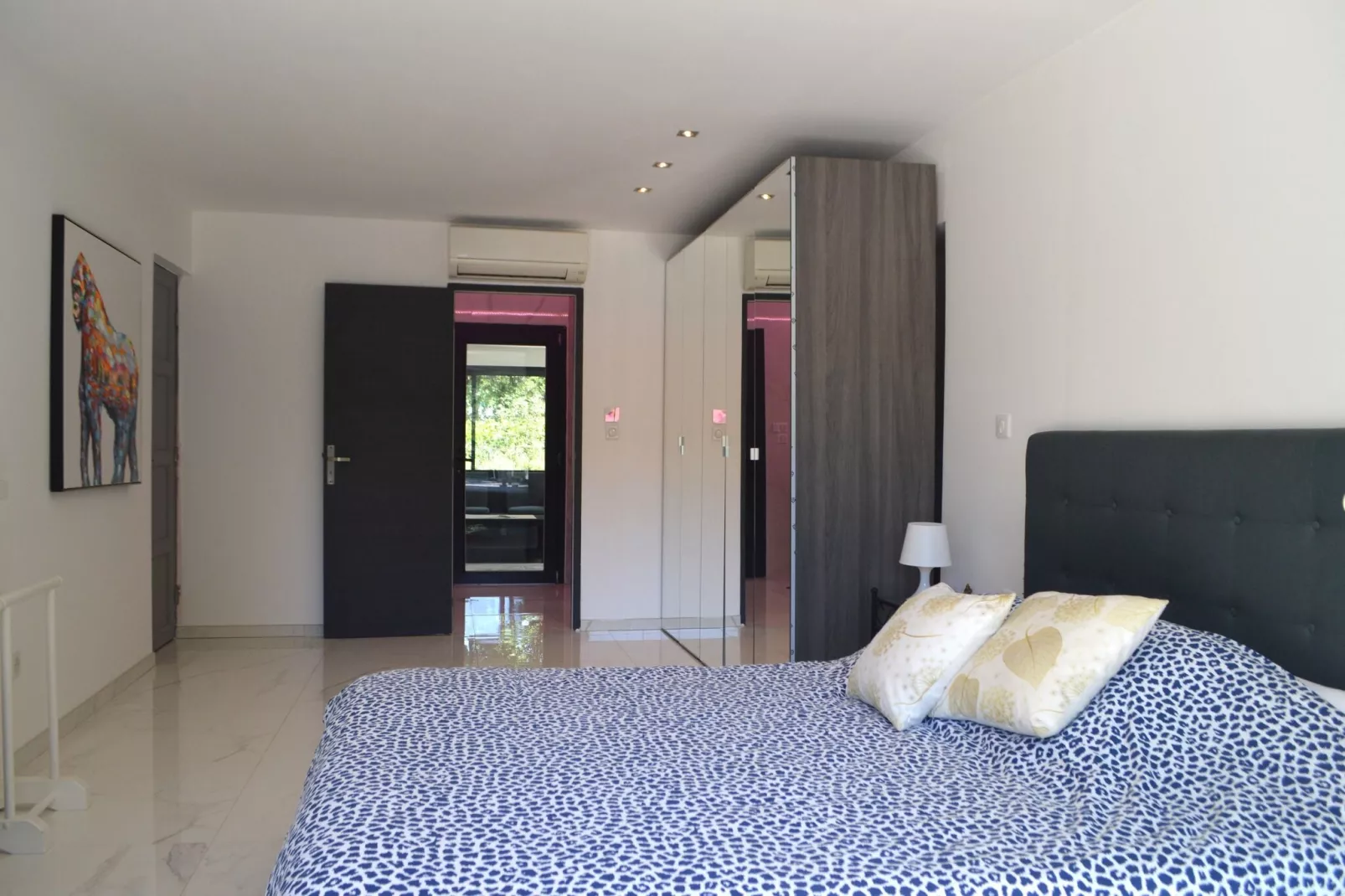 Villa Mar'inda			-Bedroom