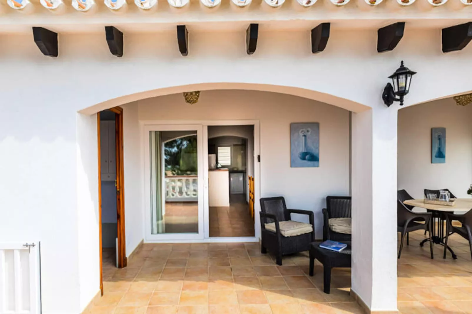 Maison à Son Bou-Image-tags.