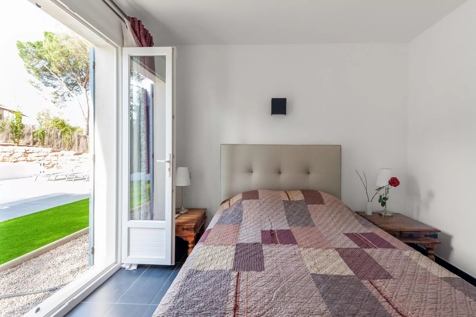 Le Rey-Bedroom