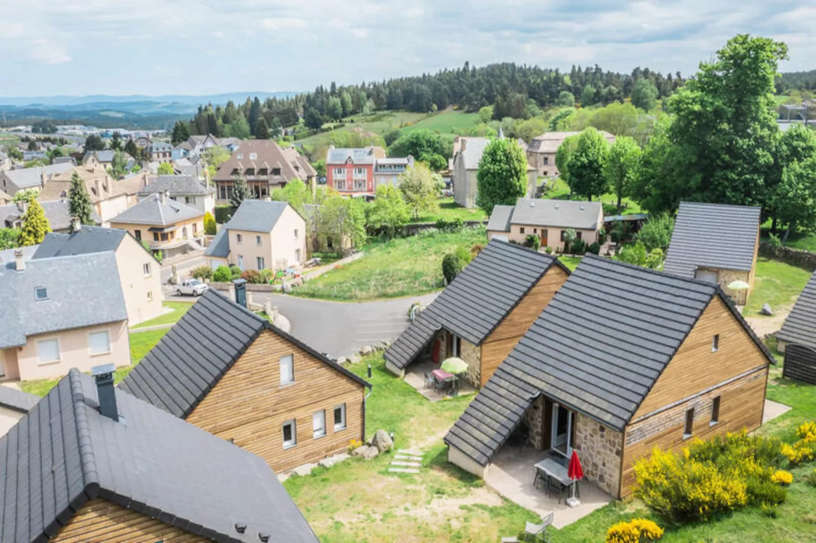 Maison à Aumont-Aubrac-Image-tags.