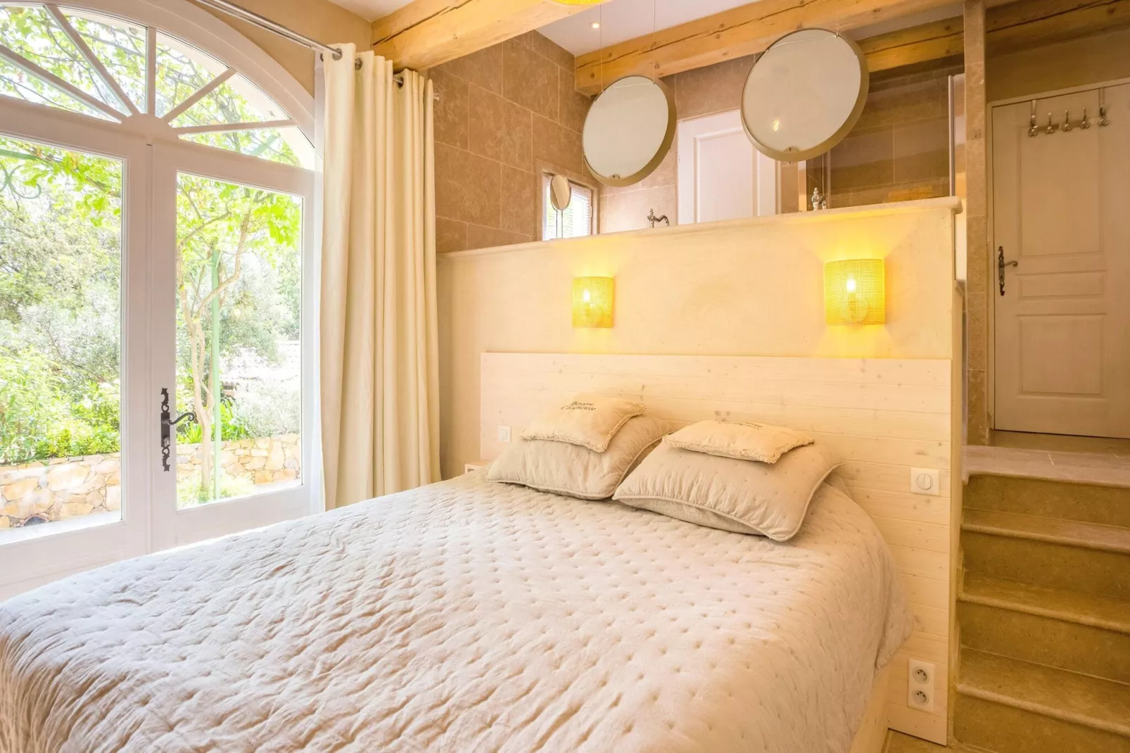Bergerie Caseneuve-Bedroom
