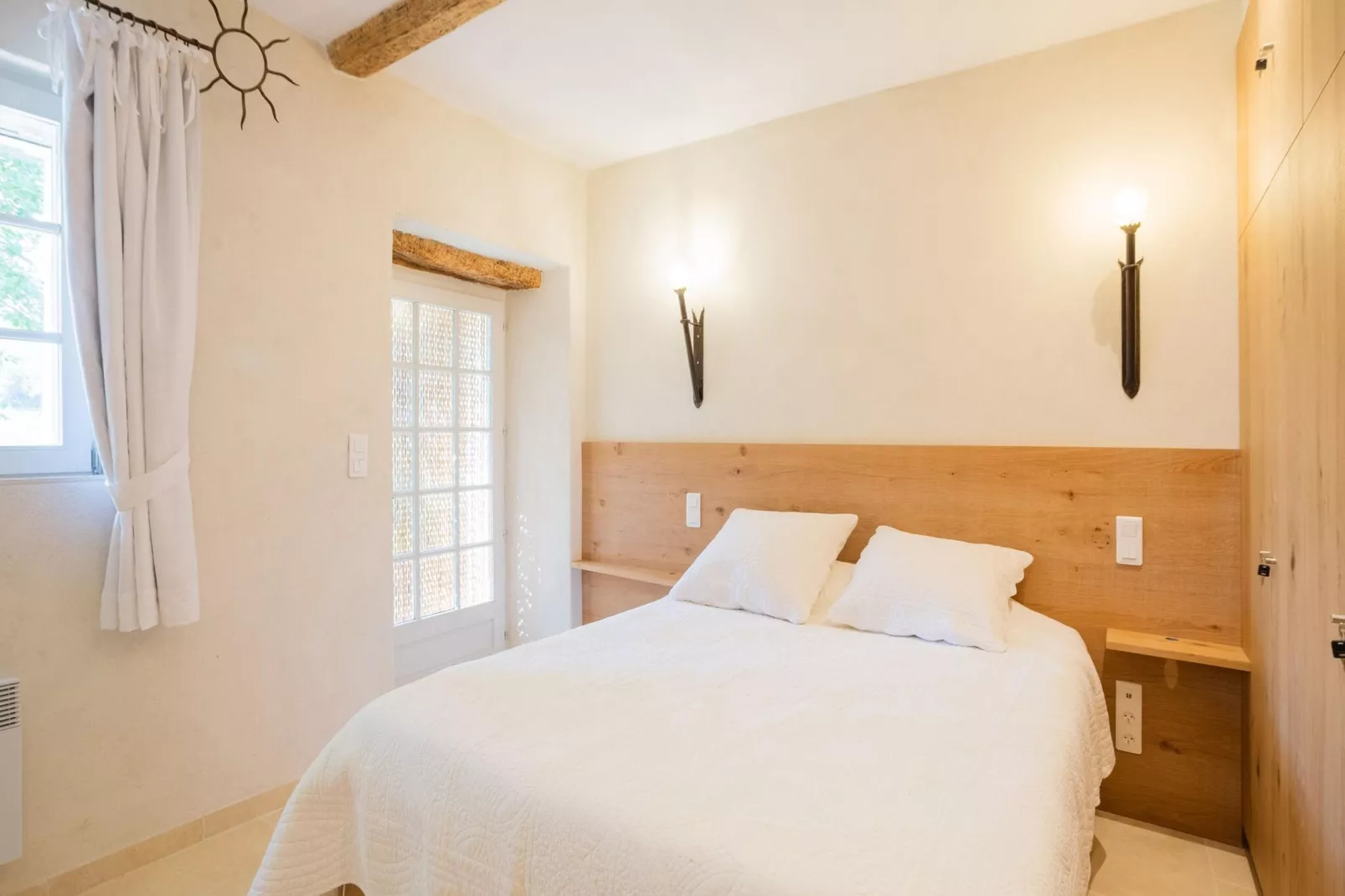 Bergerie Caseneuve-Bedroom