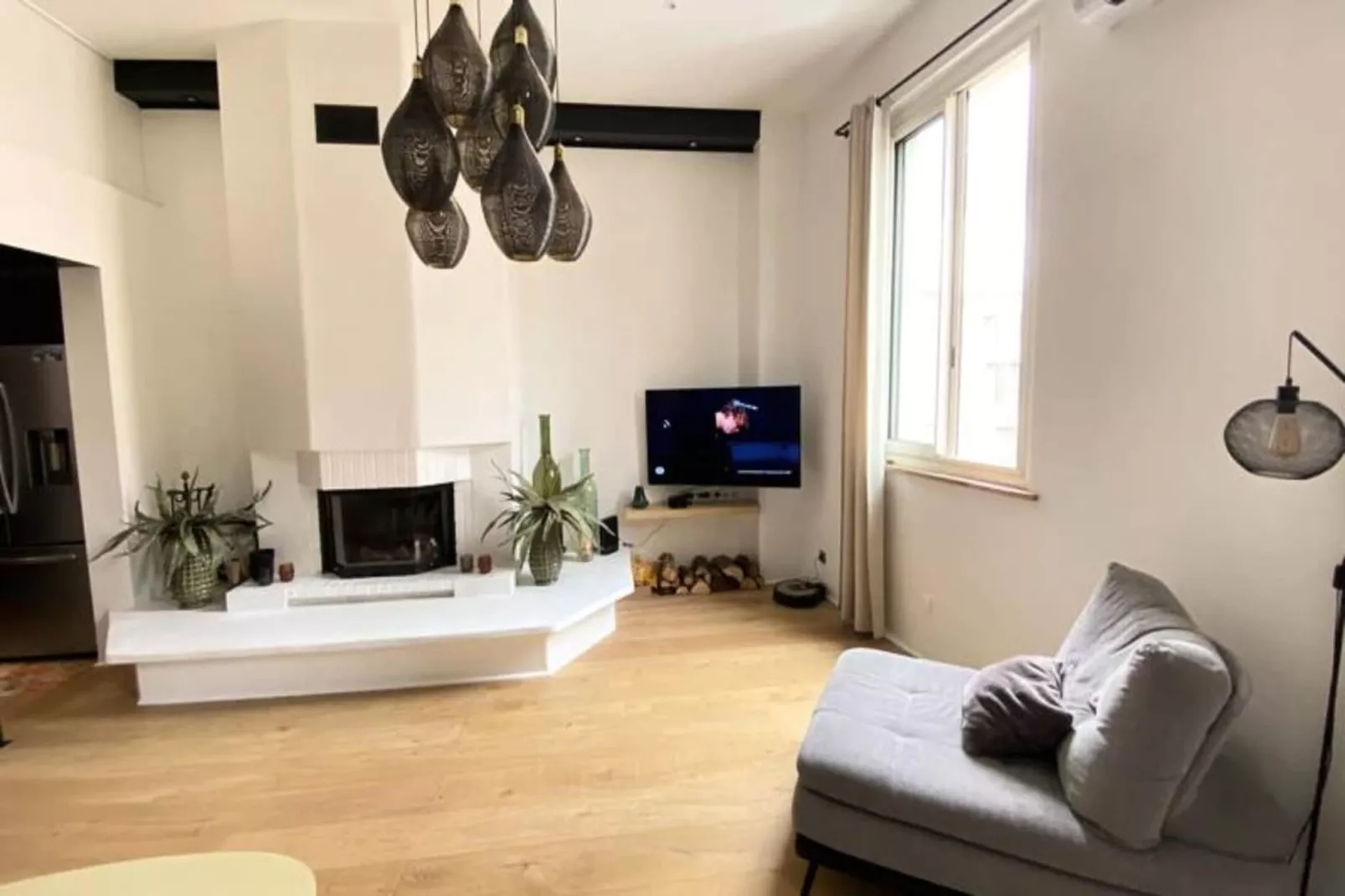 06bx : Superbe Loft - 100m2 - 6 Personnes-Exterior in summer