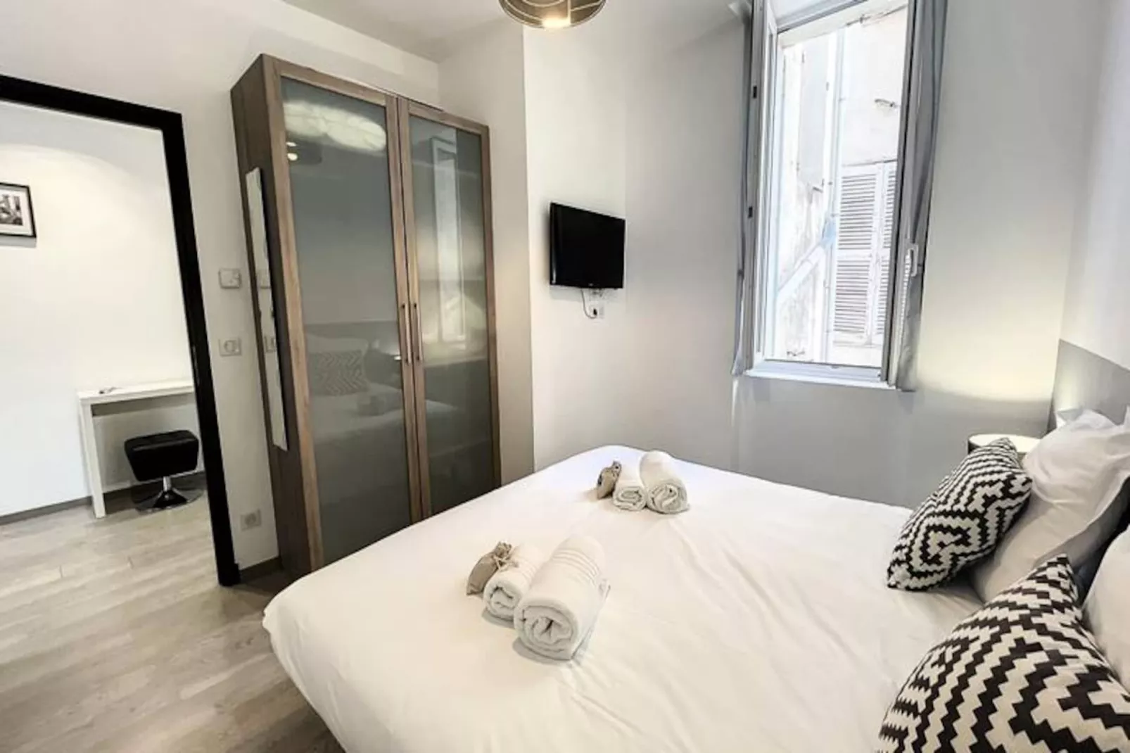 Cosy Appartement 2 Pcs - Centre Cannes - Croisette &agrave; 1 Mn - Olam Properties-Image-tags.