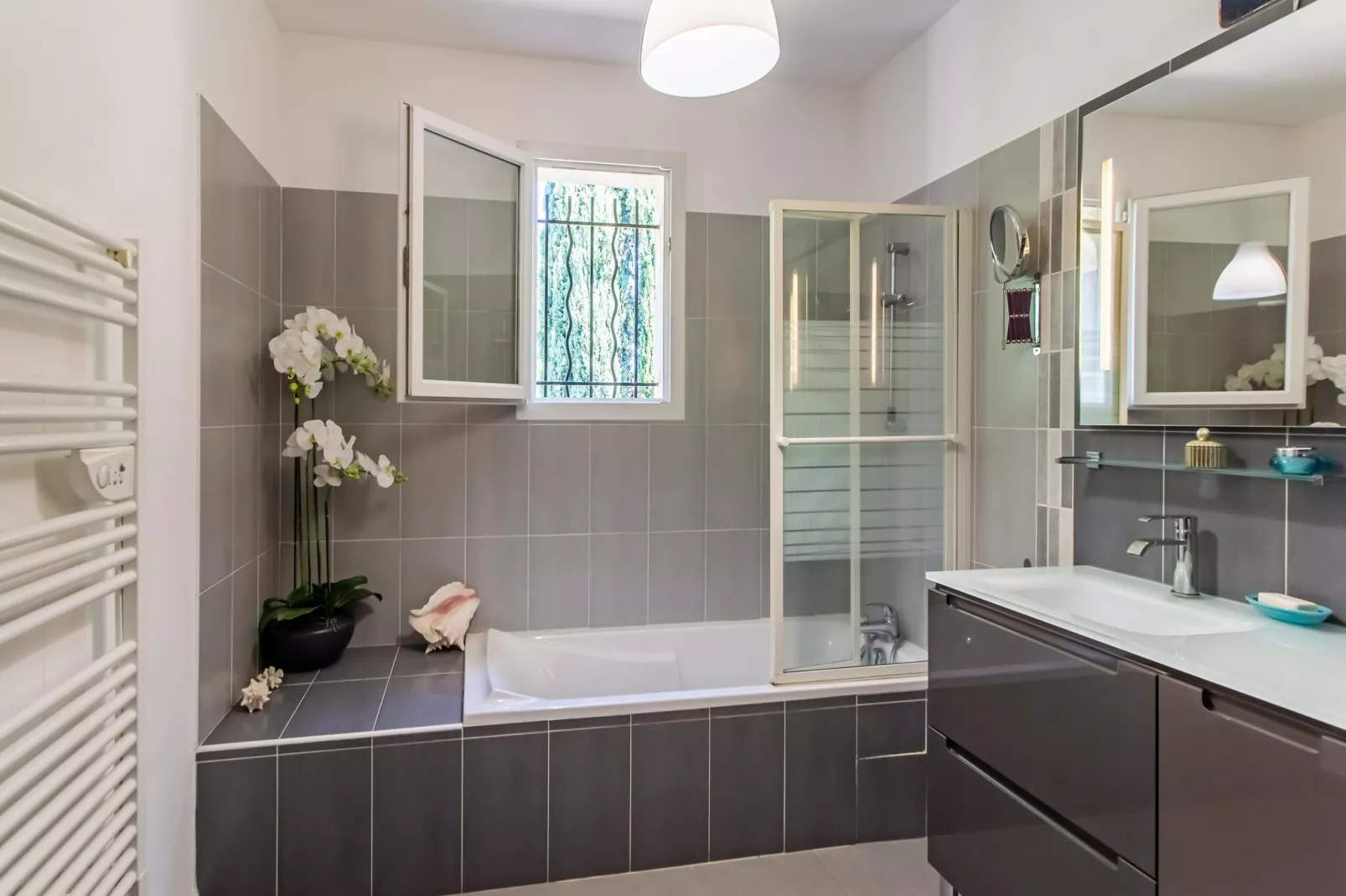 Petit Maure-Bathroom
