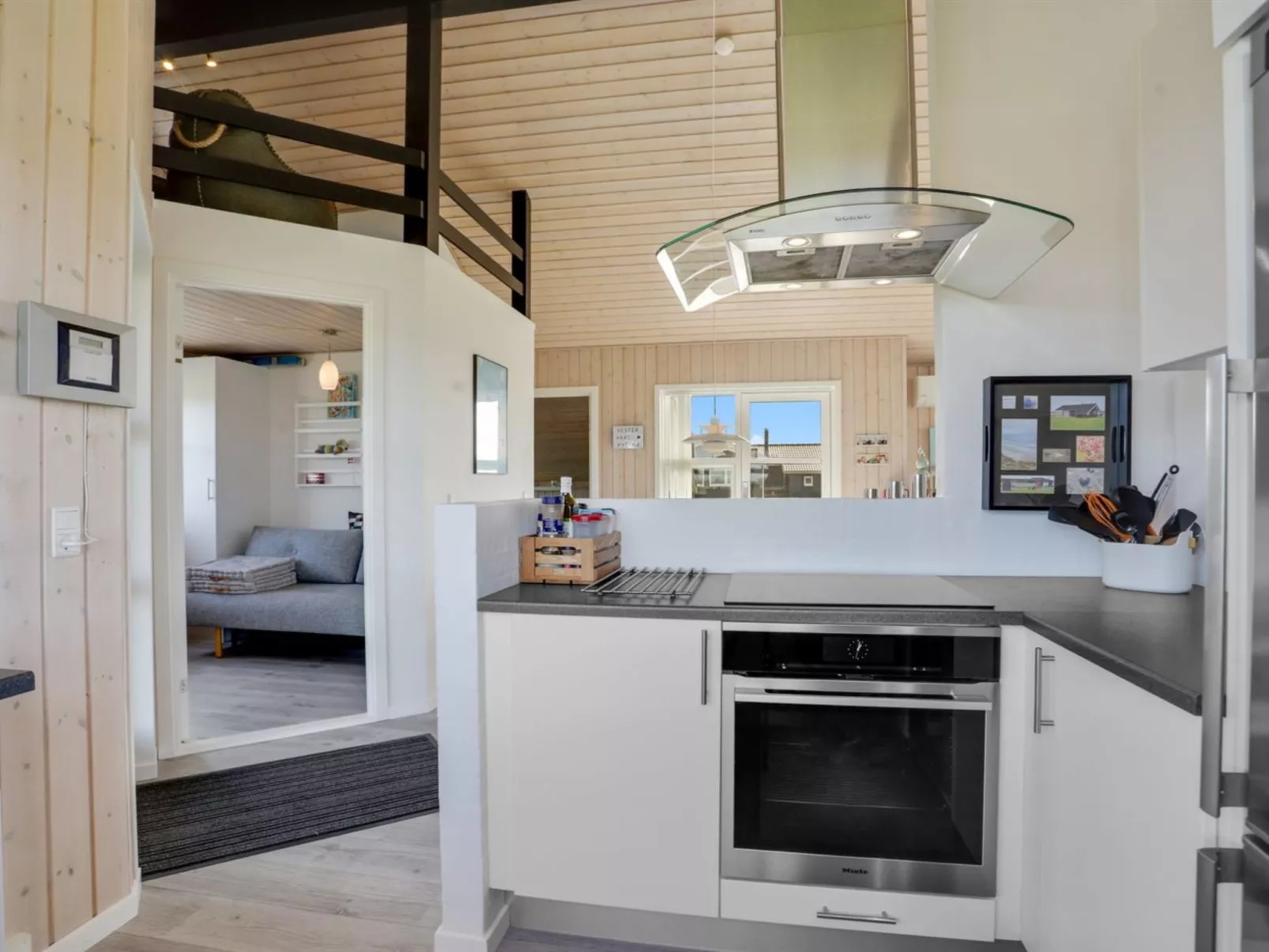 "Anthea" - 450m from the sea-Inside