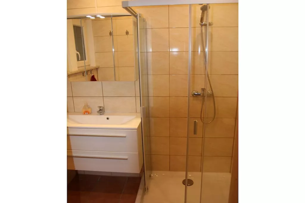 218498-Nicht zugeordnet