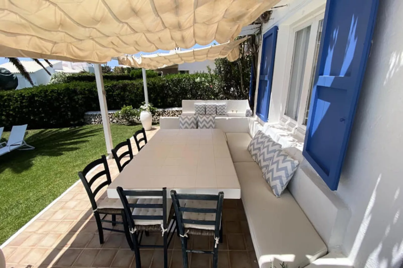 Maison à Binisafuller-Image-tags.