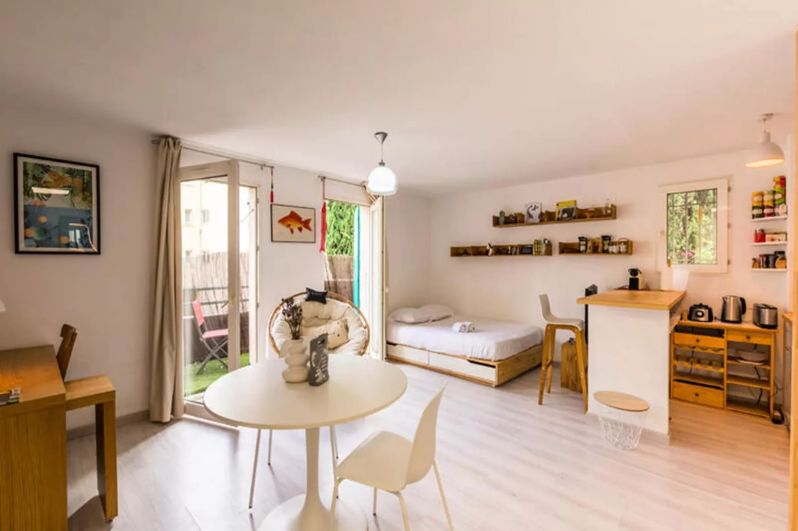Studio à Montpellier-Dining room