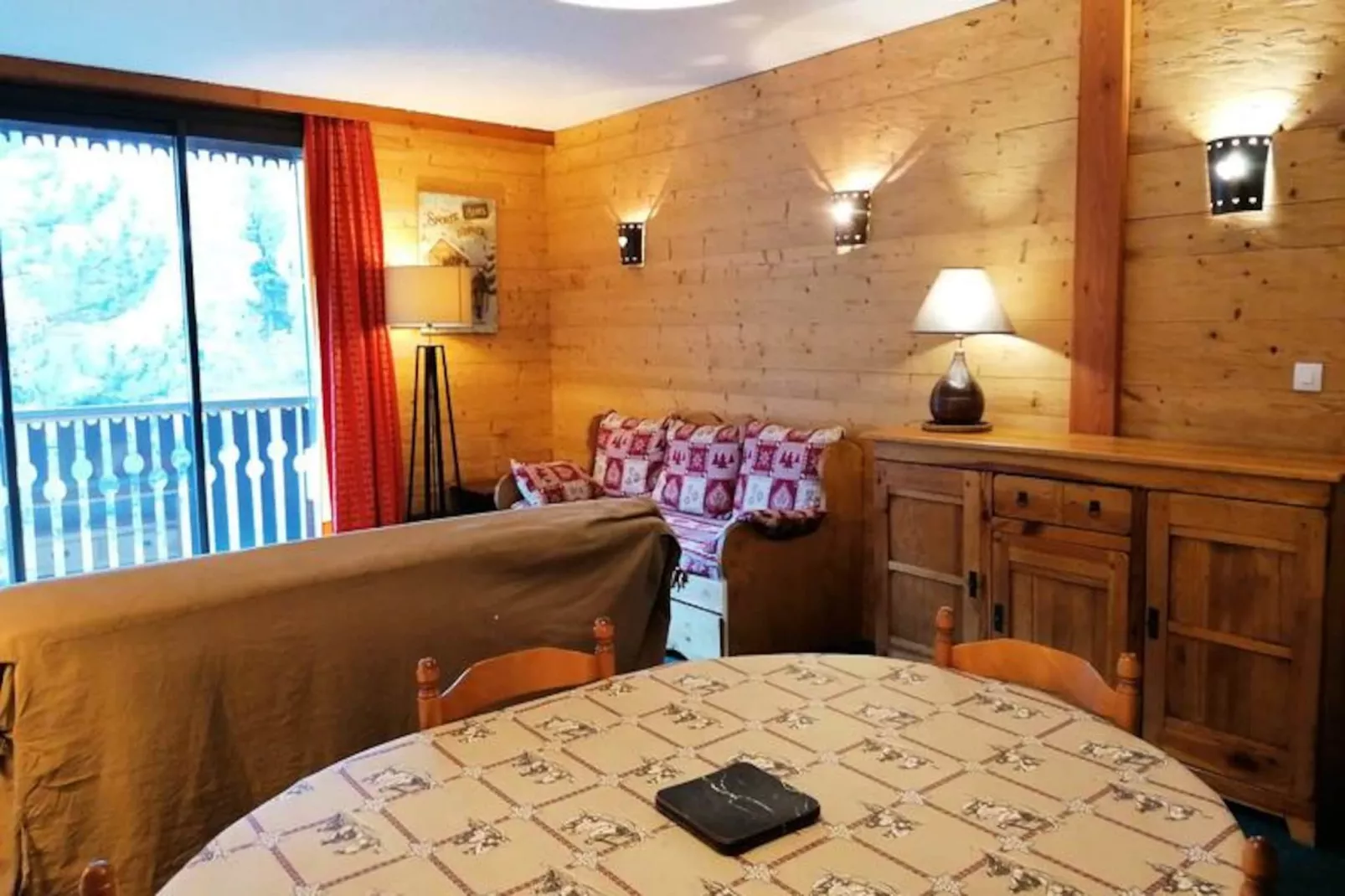 Résidence Chaumont 1-Image-tags.