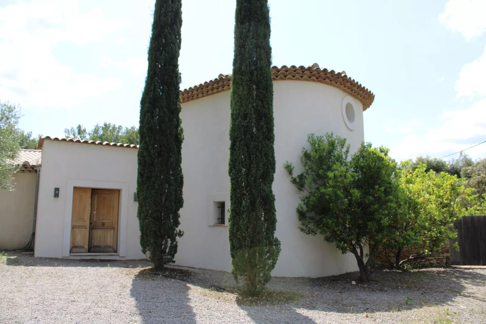 Clos de la colle-Exterior summer