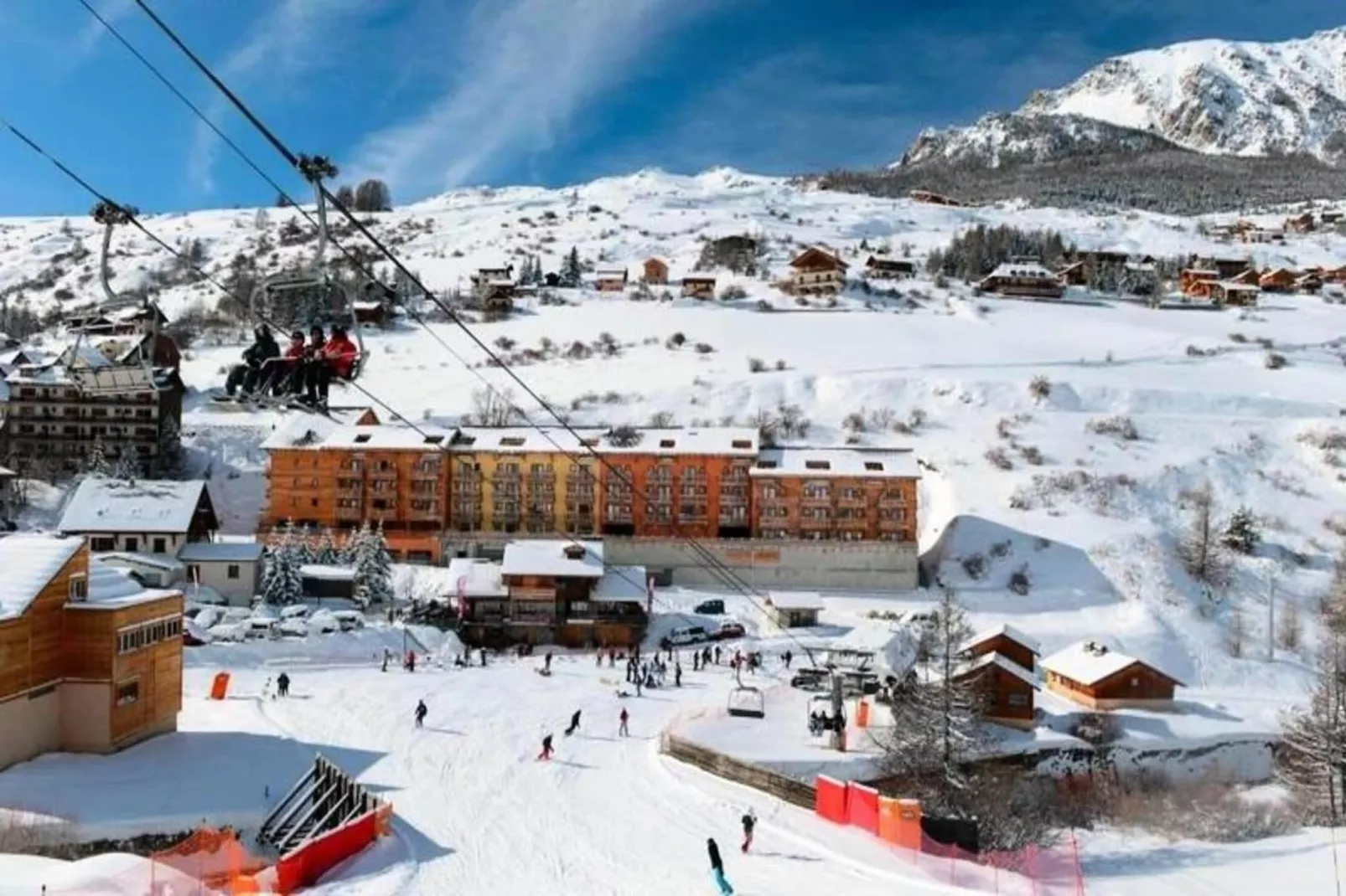 Résidence Canteneige 2-Exterior in winter