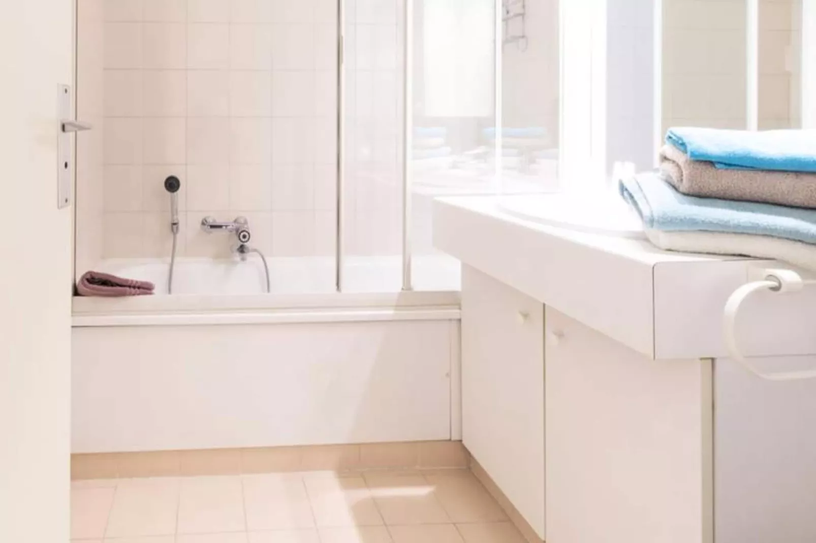 Résidence Coeur De La Rue Meynadier-Bathroom