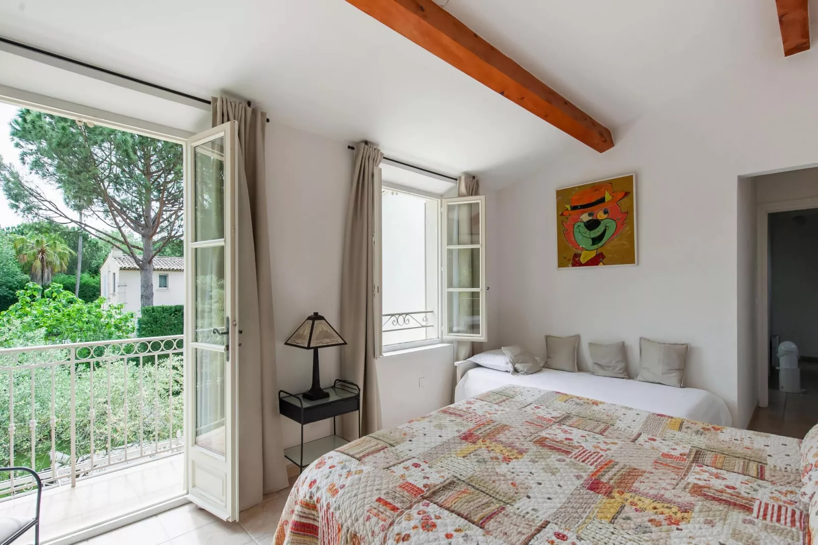 Villa petit Castellane  version 6 pers-Bedroom