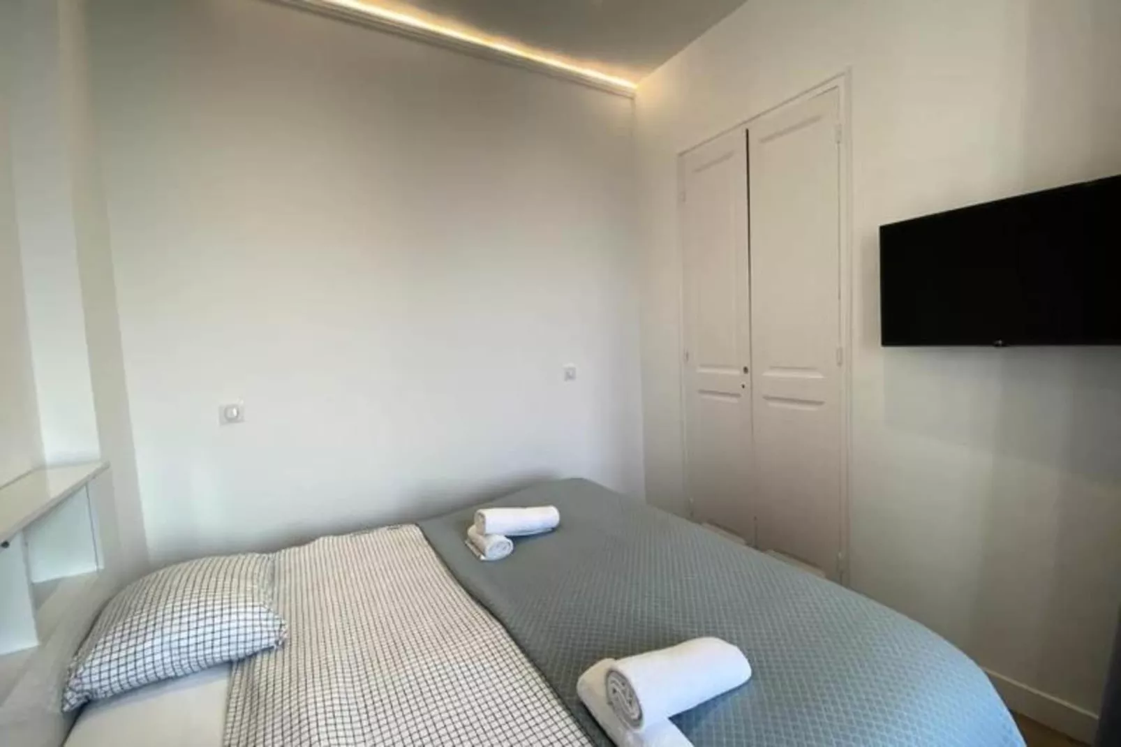 06cj : Bel Appartement Au Coeur De Cannes-Extérieur été