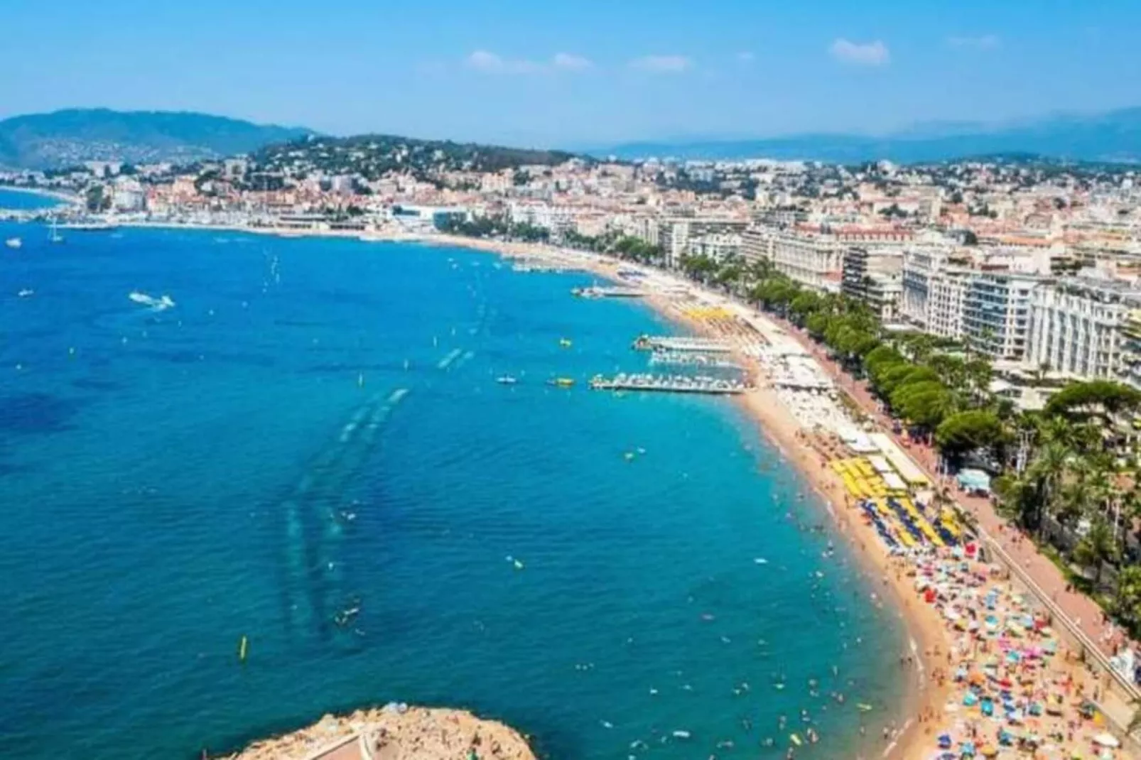 Résidence Appartement 39 M2 En Plein Centre Ville De Cannes, Climatis&eacute;-Extérieur été