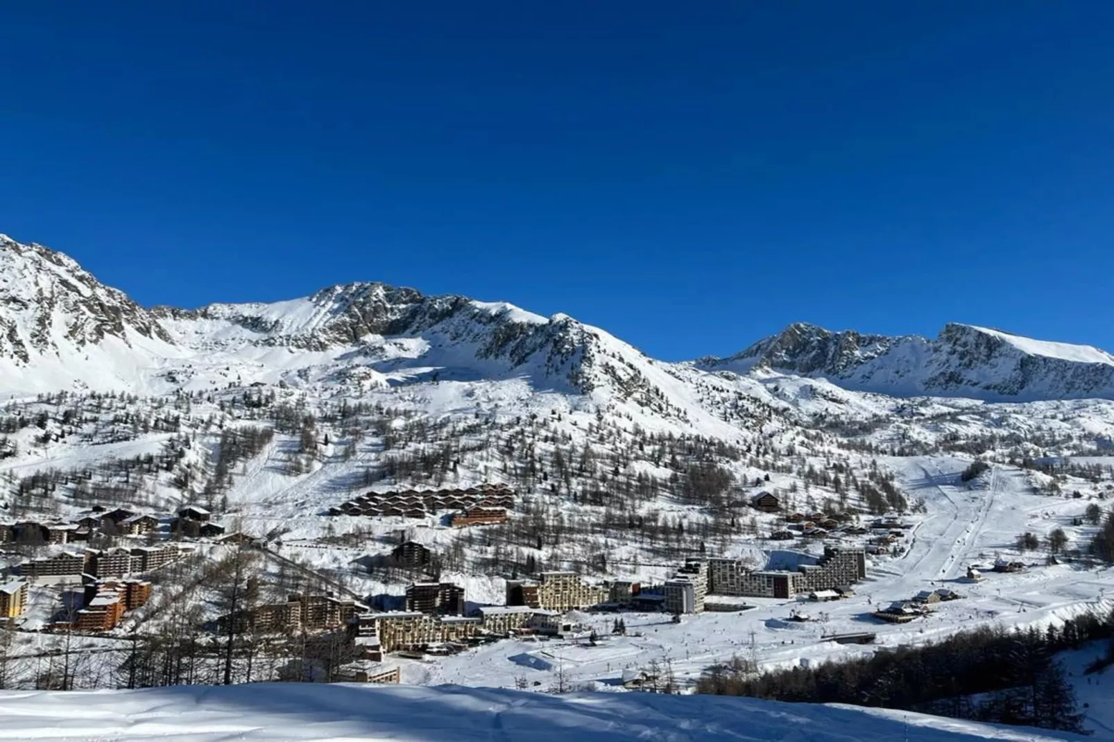 Résidence Vermeil D10-Exterior in summer