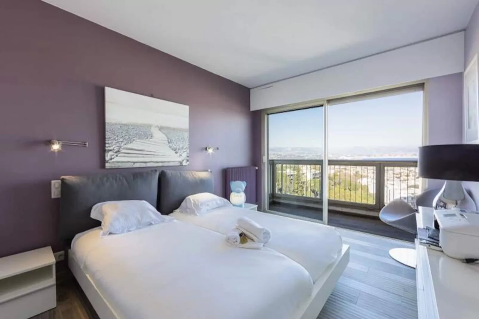 Résidence Bnb Renting 3 Pi&egrave;ces Avec Une Vue &agrave; Couper Le Souffle &agrave; Antibes !-Image-tags.