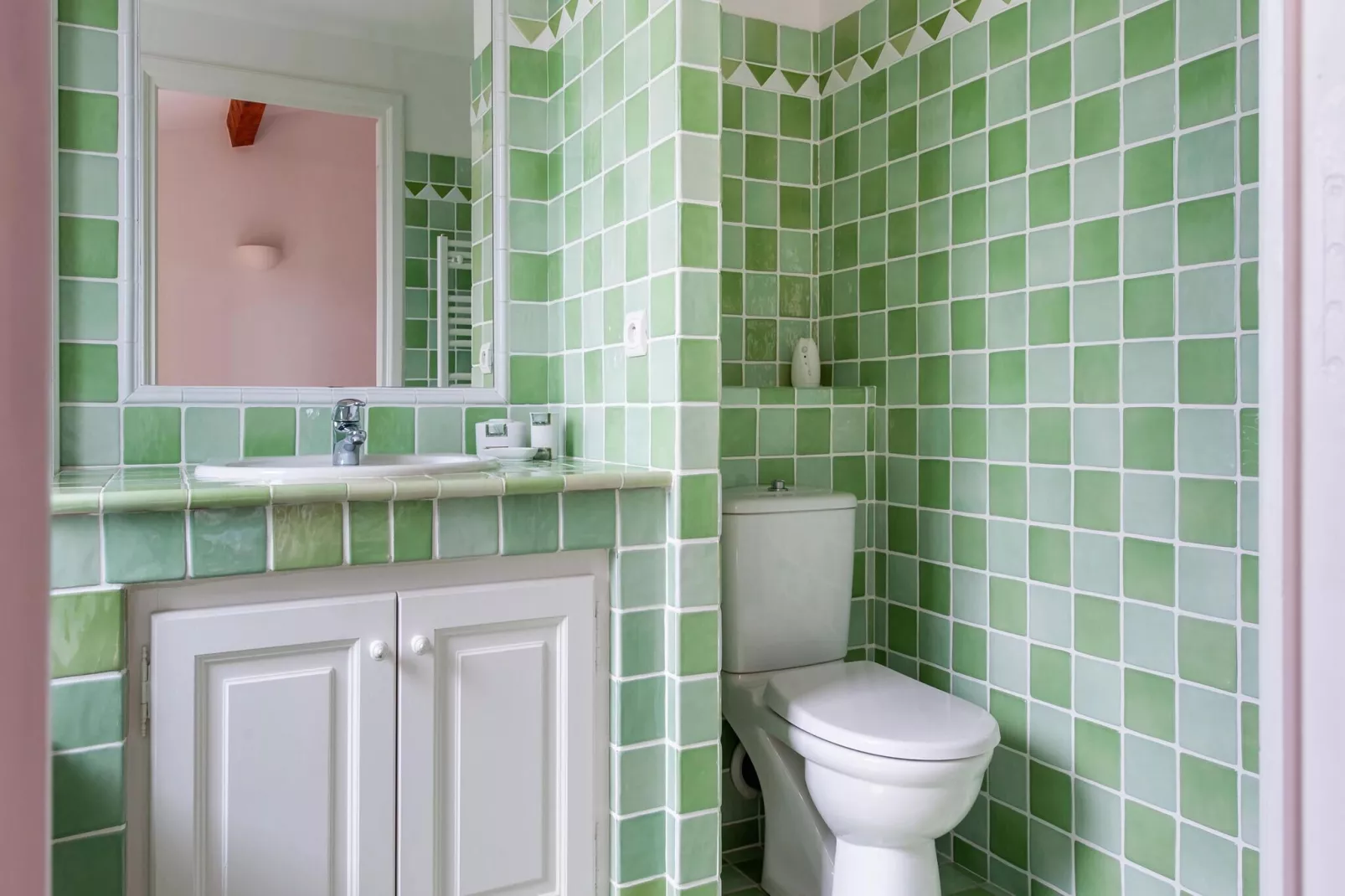 Villa petit Castellane  version 6 pers-Bathroom