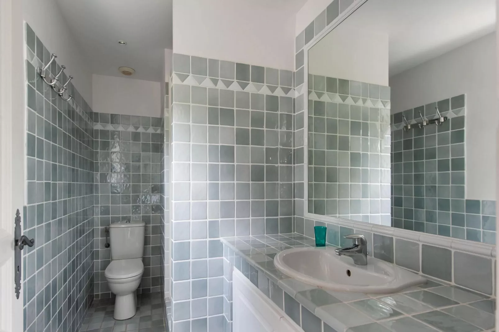 Villa petit Castellane  version 6 pers-Bathroom