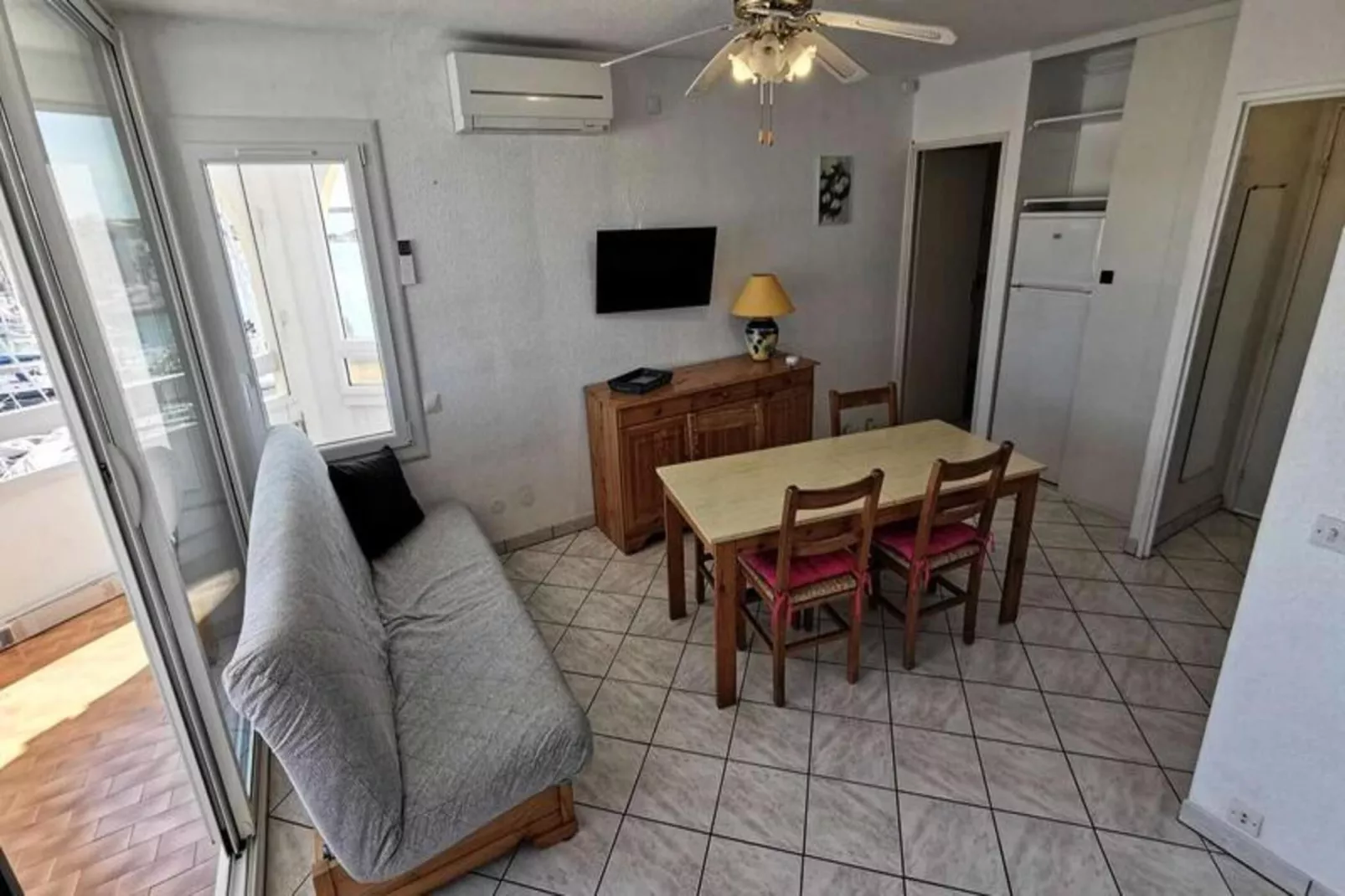 Résidence Terrasses De La Mediterranee 1-Esszimmer