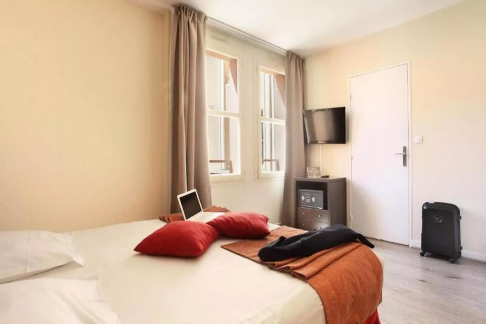 Appart'Hôtel Odalys L'Atrium***-Image-tags.