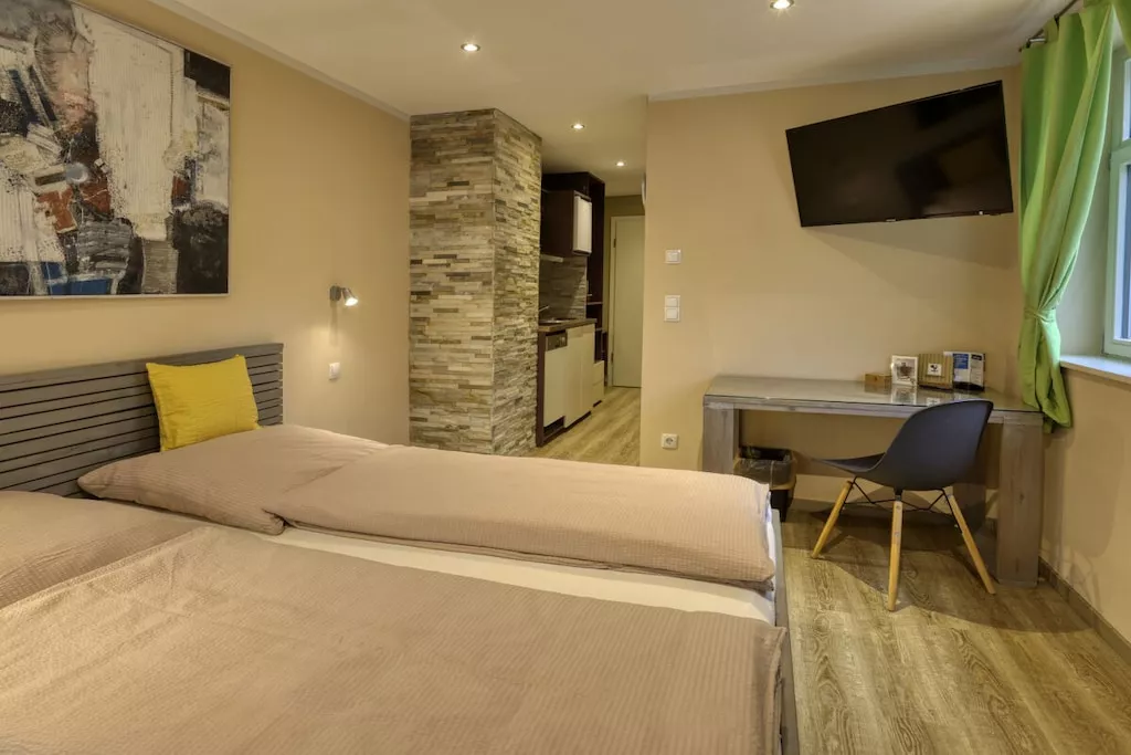 256978-Nicht zugeordnet