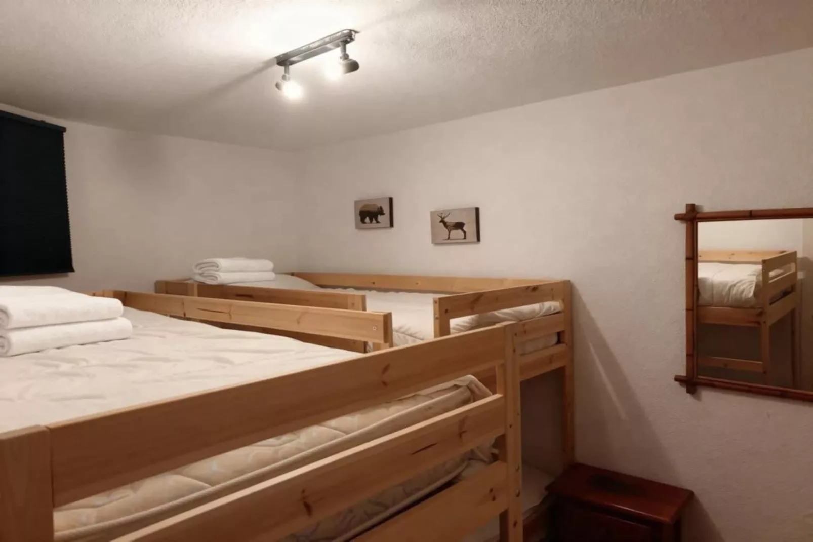 1467-Andres-305-Bedroom