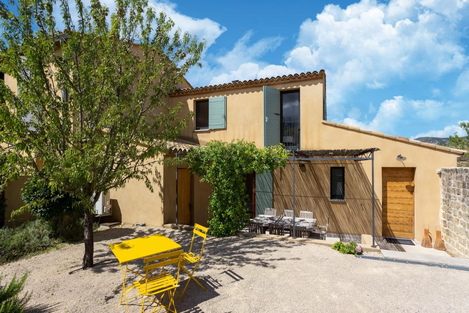Villa Mont Ventoux-Außenbereich Sommer