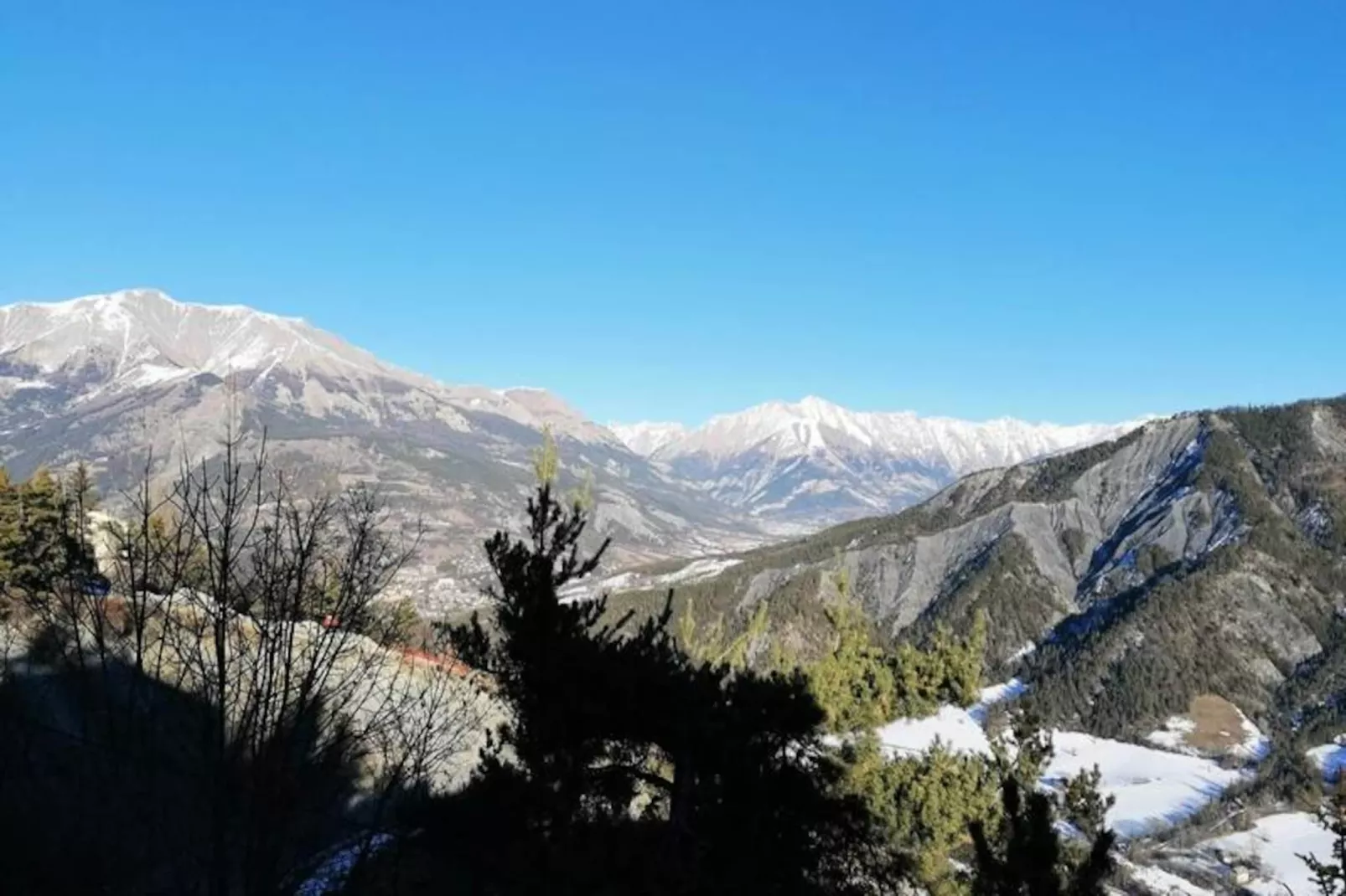 Chalet Lou-lan-Image-tags.