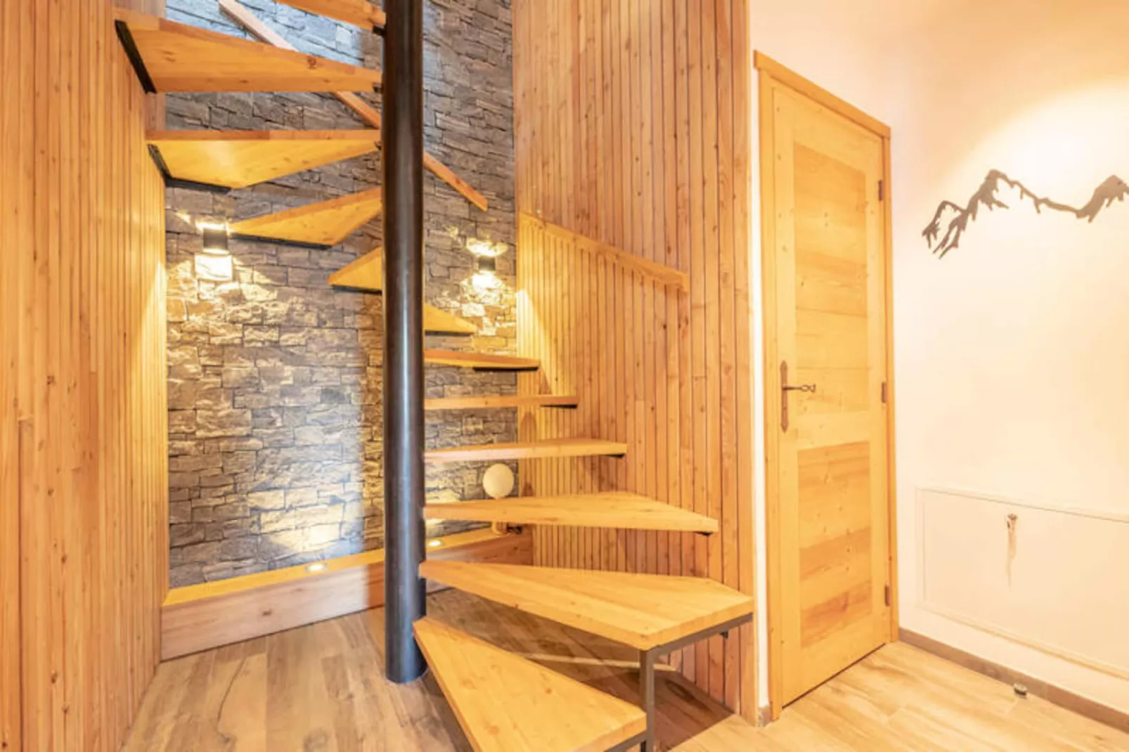 Chalet Lumiere-Image-tags.