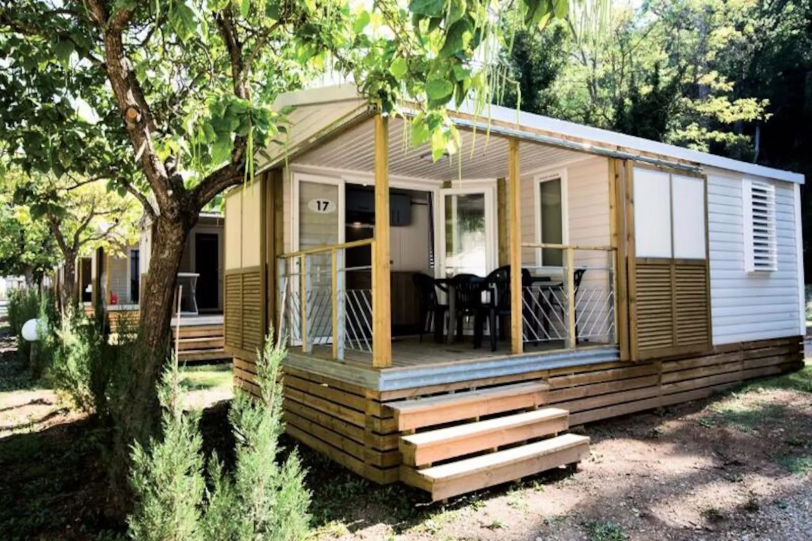 Résidence Domaine de Château Laval *** - Vacances Bleues