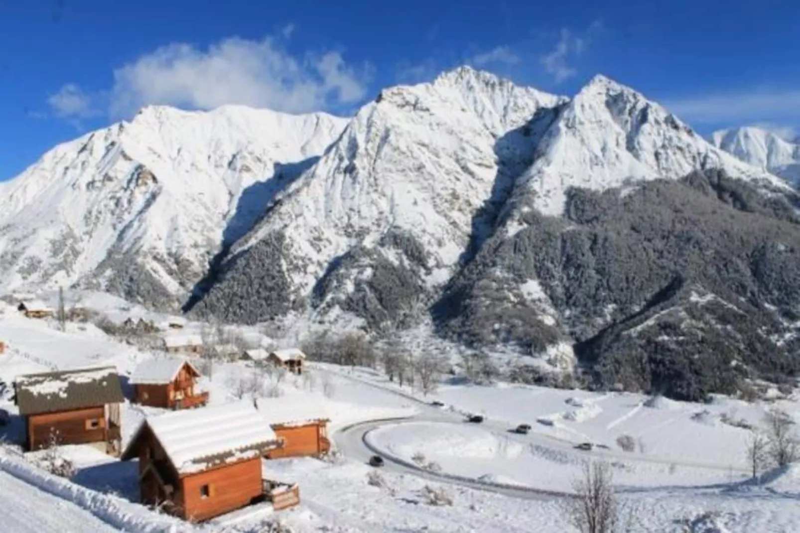 Chalets Des Aiguilles-Image-tags.