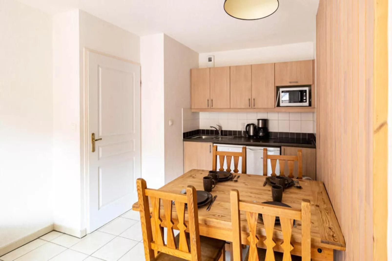 Résidence Le Balcon Des Airelles-Dining room