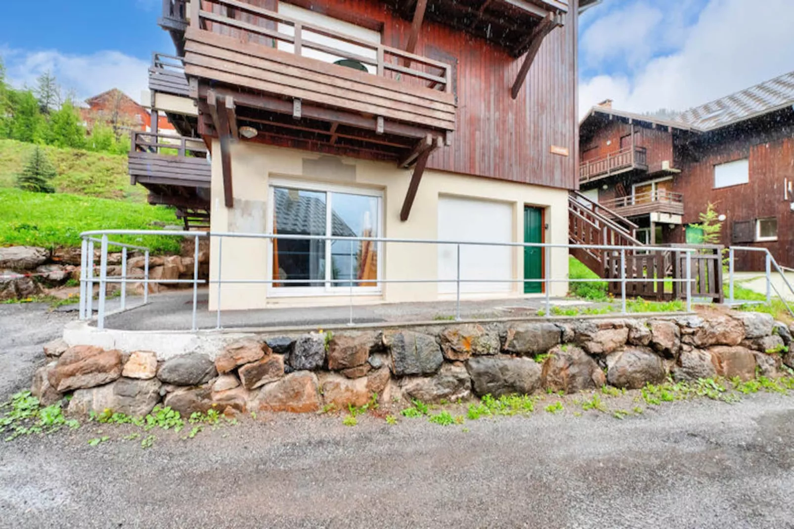 Résidence Les Chalets de Puy Saint Vincent - maeva Home