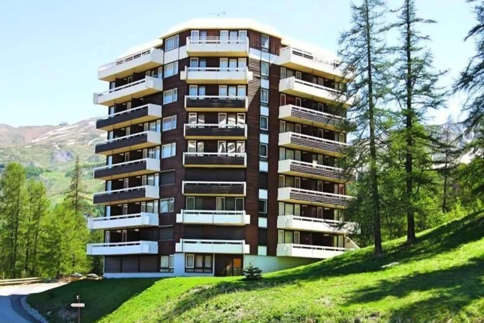 Résidence Pastourlet - Exterior in summer