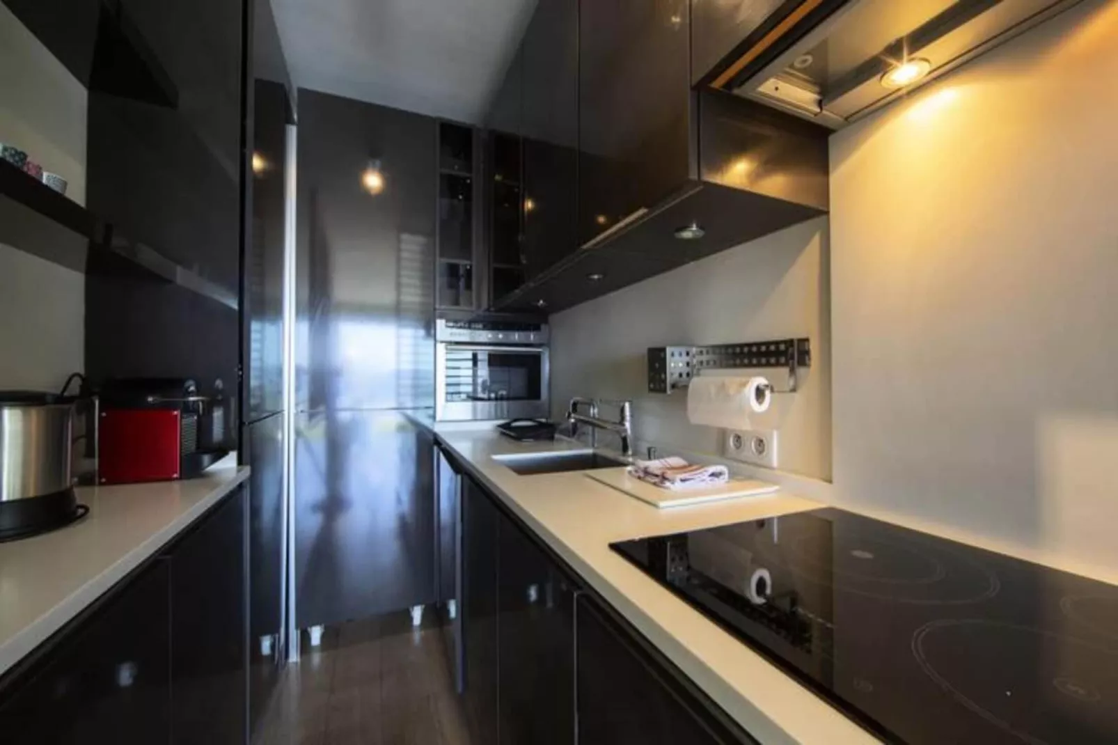 Résidence Appartement &eacute;quip&eacute; 70 M&sup2; Face &agrave; La Mer Dernier &eacute;tage Avec Magnifique Vue Me-Exterior in summer