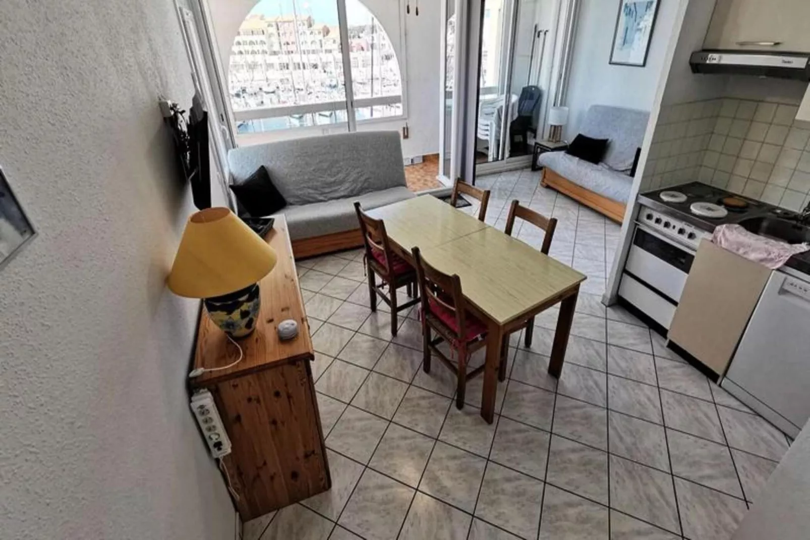 Résidence Terrasses De La Mediterranee 1-Esszimmer