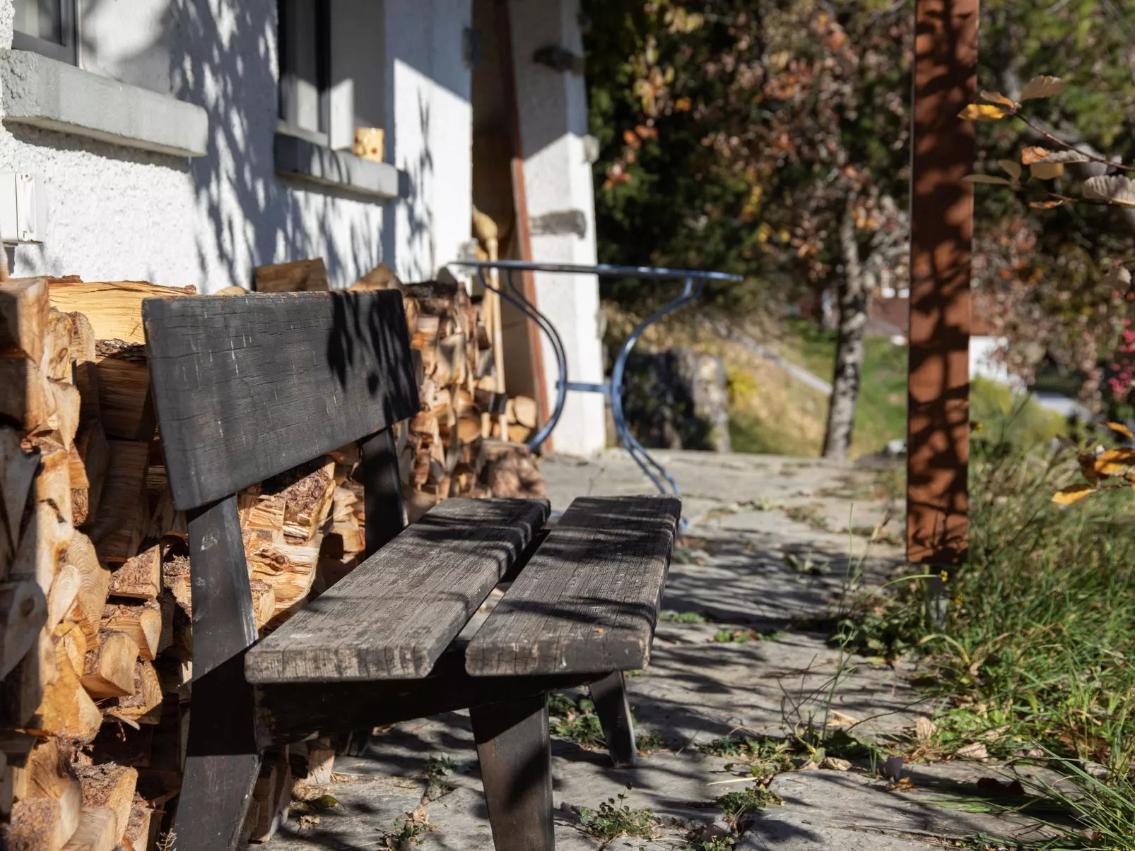 Jungfrau a d Ledi-Drinnen