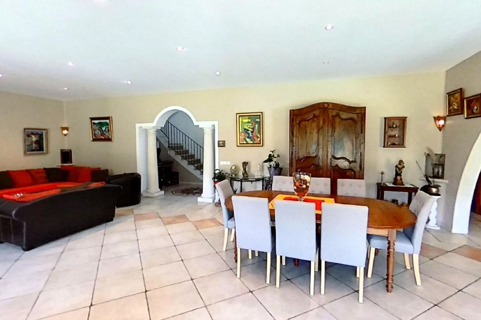 Villa - L'ISLE-SUR-LA-SORGUE-Dining room