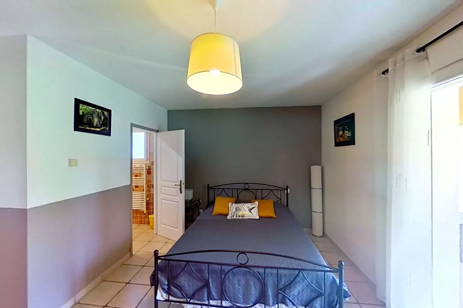 Villa - L'ISLE-SUR-LA-SORGUE-Bedroom