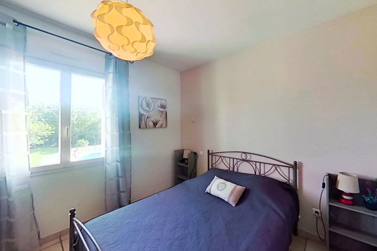 Villa - L'ISLE-SUR-LA-SORGUE-Bedroom