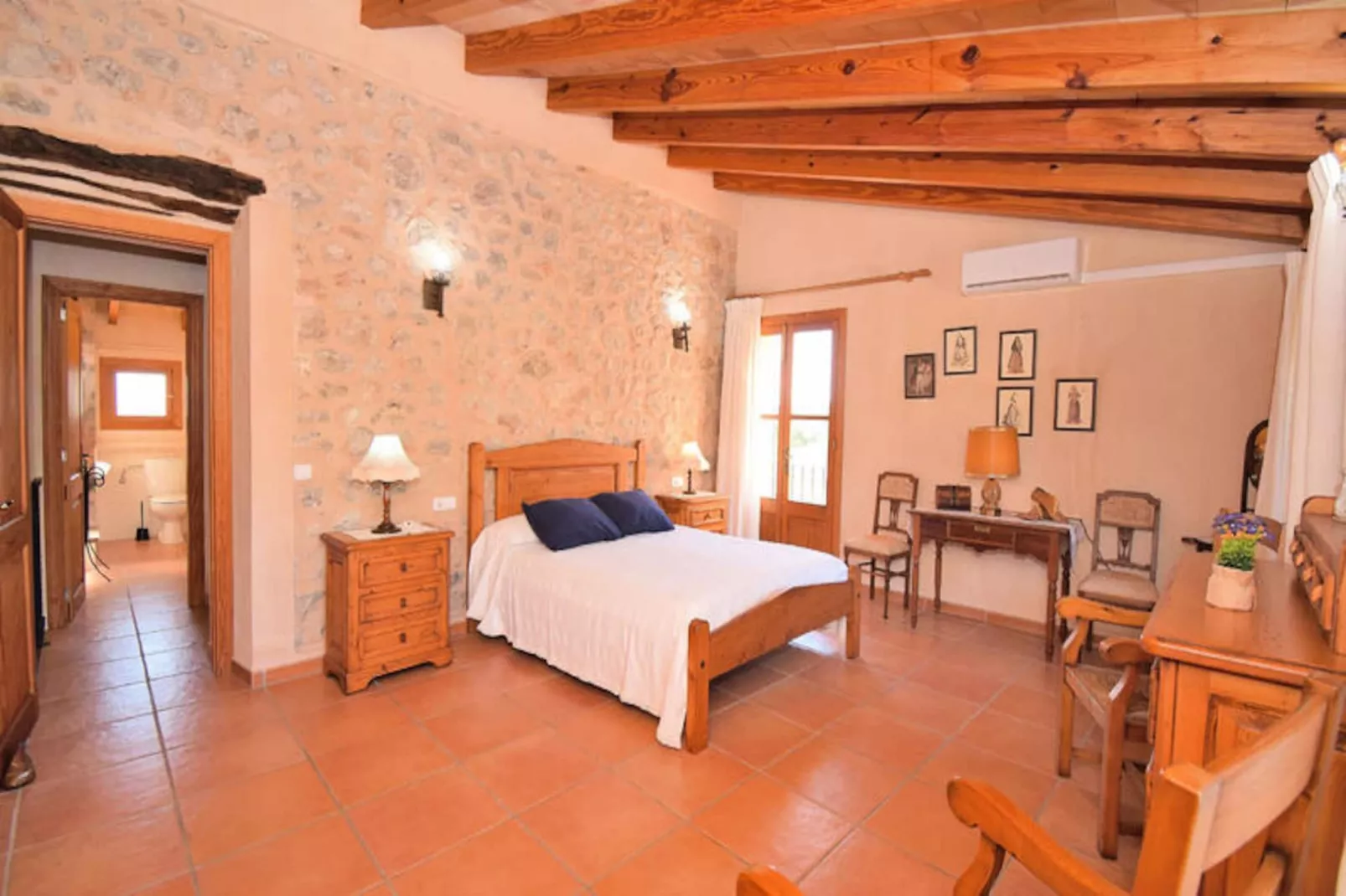 Maison à Selva-Image-tags.