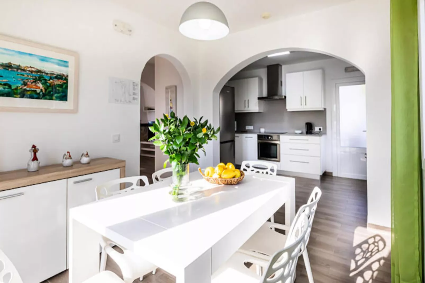 Maison à Son Bou-Image-tags.