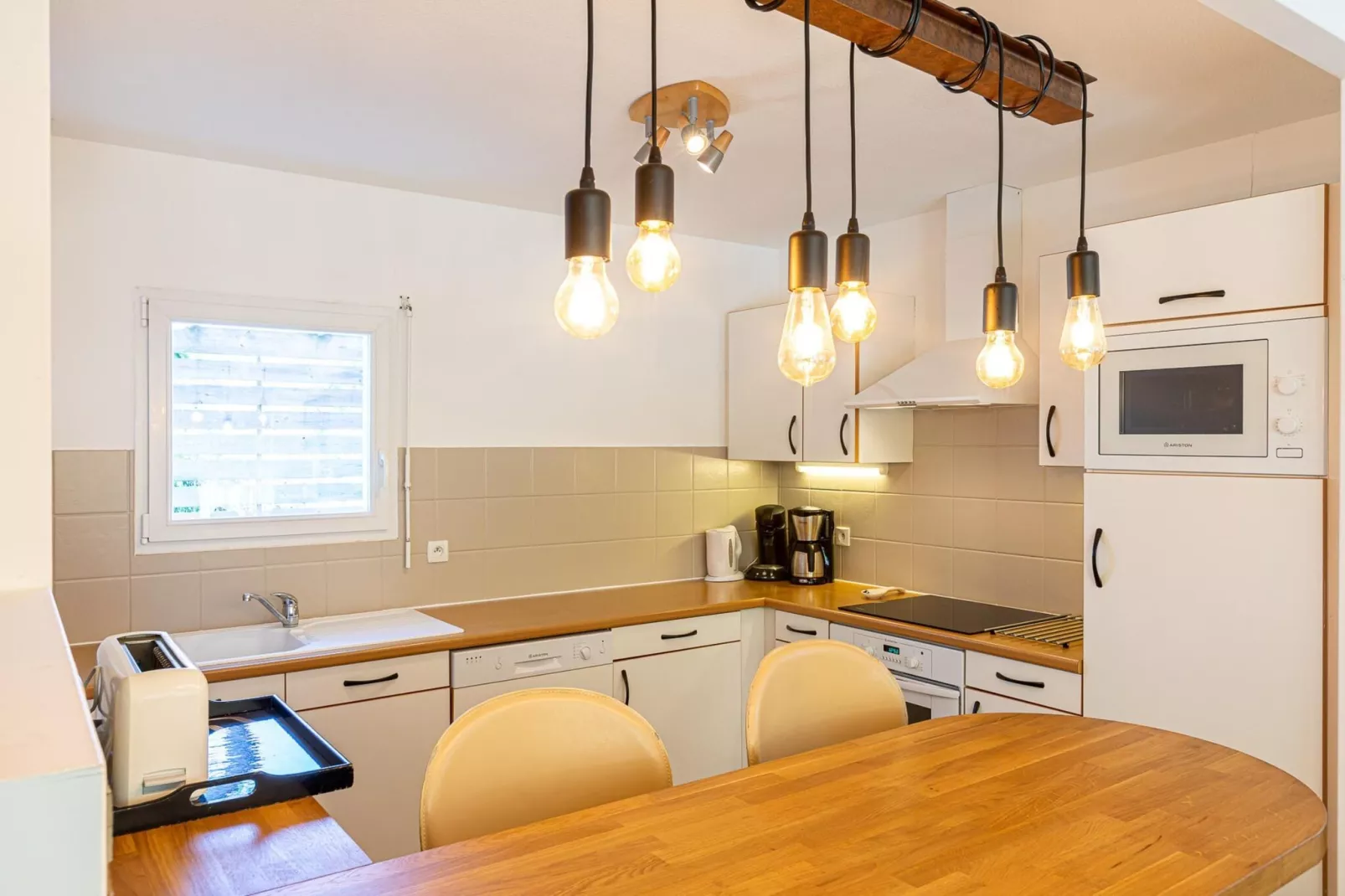 Sophora 6 with pool-Kitchen