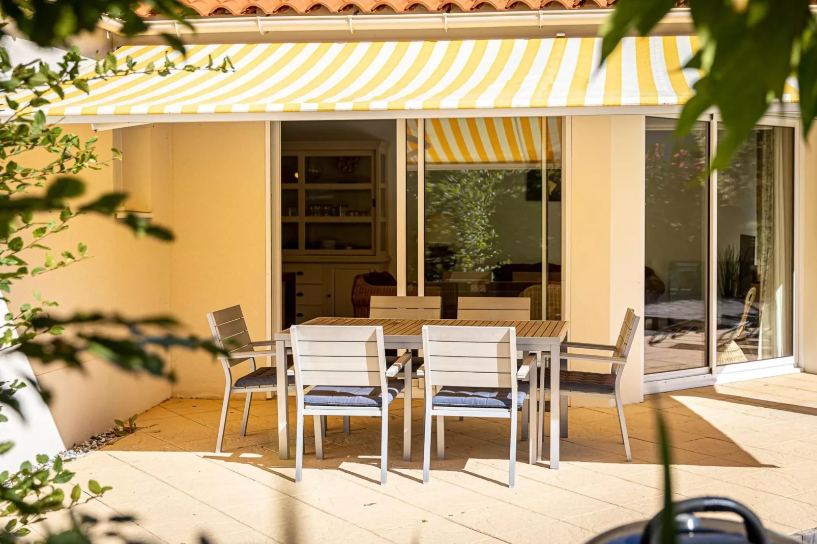 Sophora 6 with pool-Terrace balcony