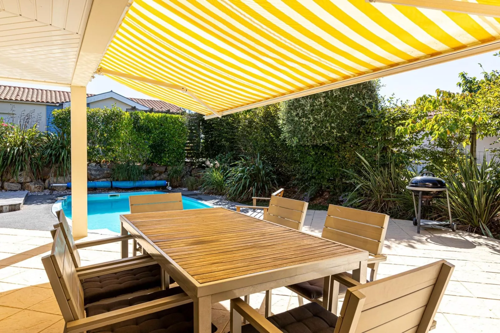 Sophora 6 with pool-Terrace balcony